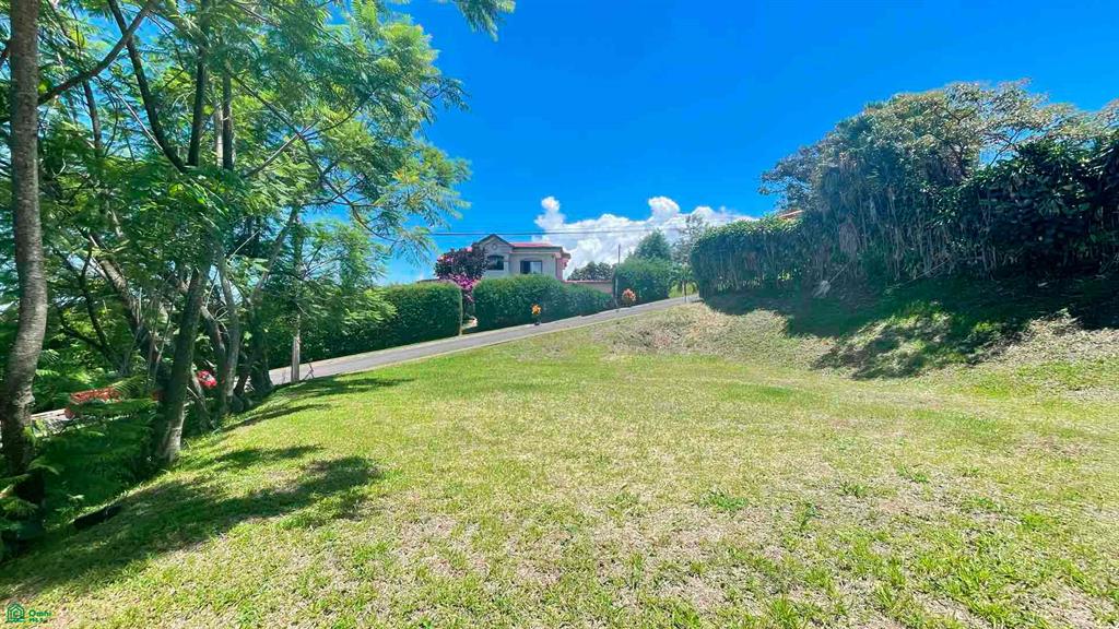 Terreno en Condominio El Roble