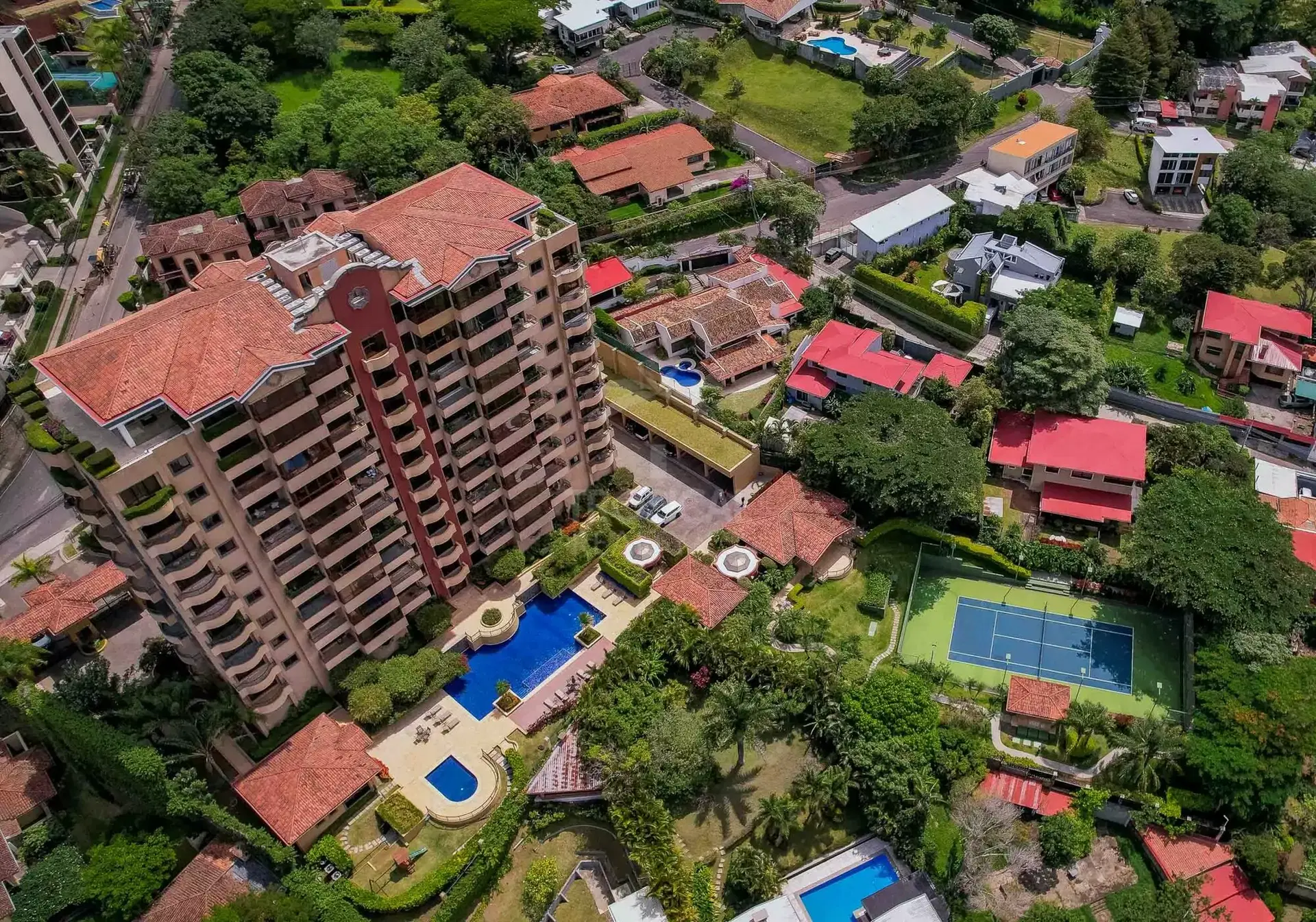 Apartamento en Condominio Valle del Tamarindo