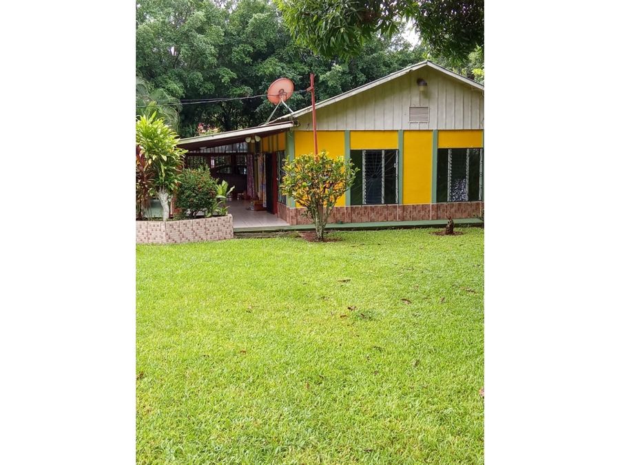 Finca en Esparza