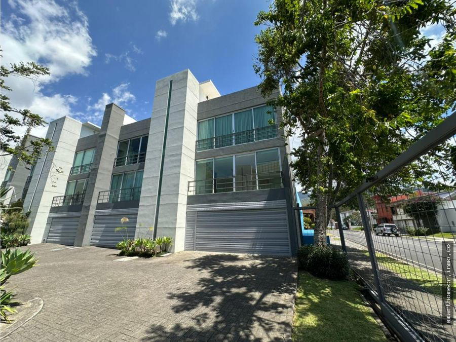 Apartment at Escazú