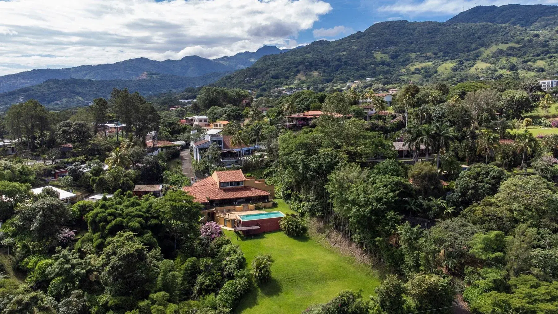 Propiedad en Piedades