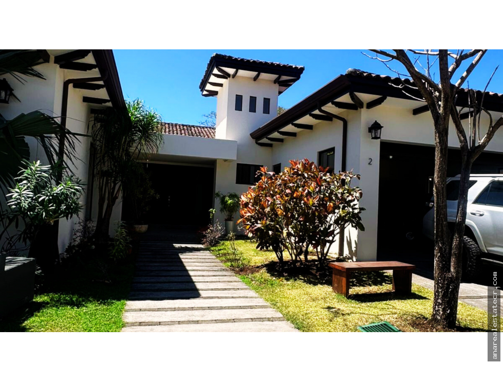 House at Santa Ana