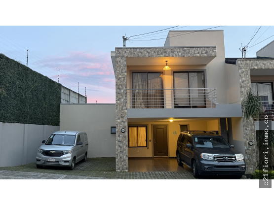 Casa en Mata de Plátano