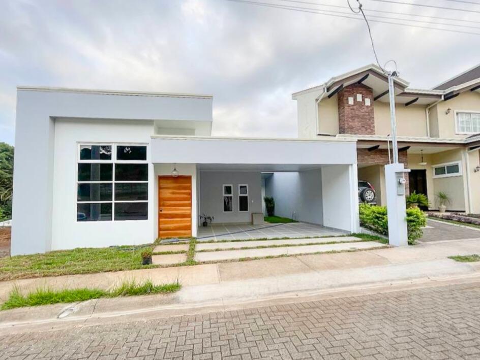 Casa en Condominio Montezuma