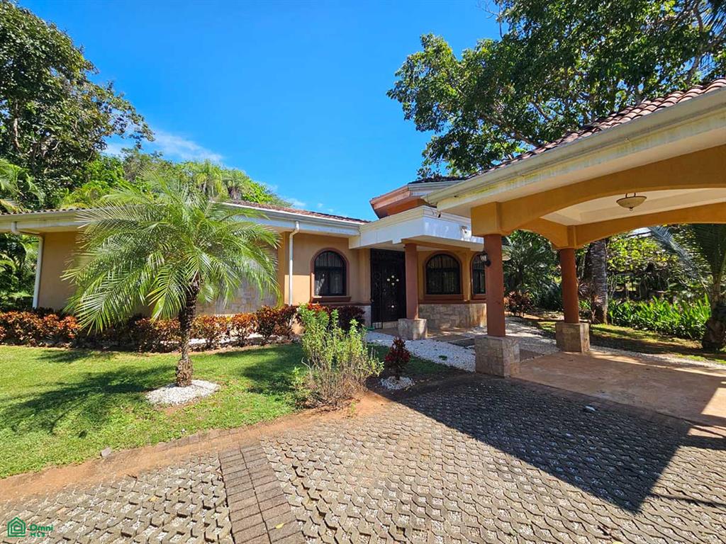 House at Tambor