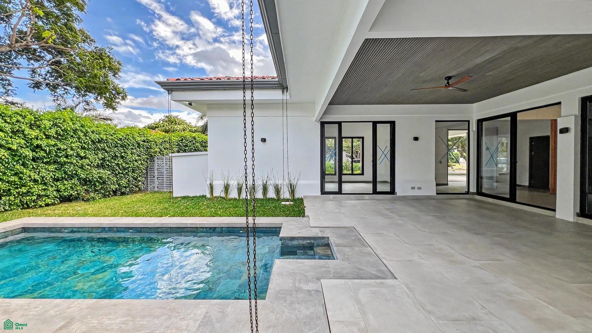 Casa en Bosques de Lindora