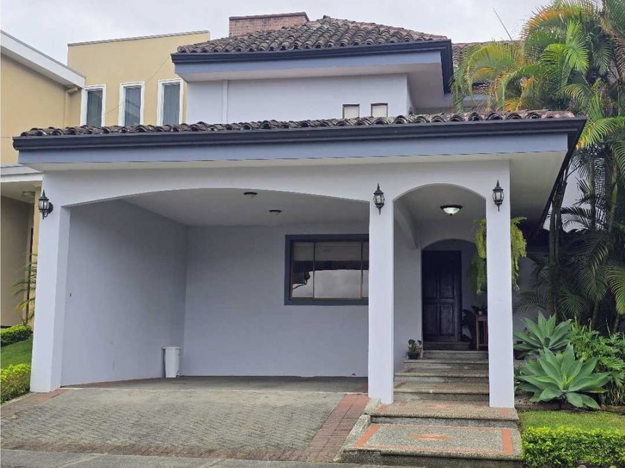 Propiedad en Condominio Lomas de Granadilla