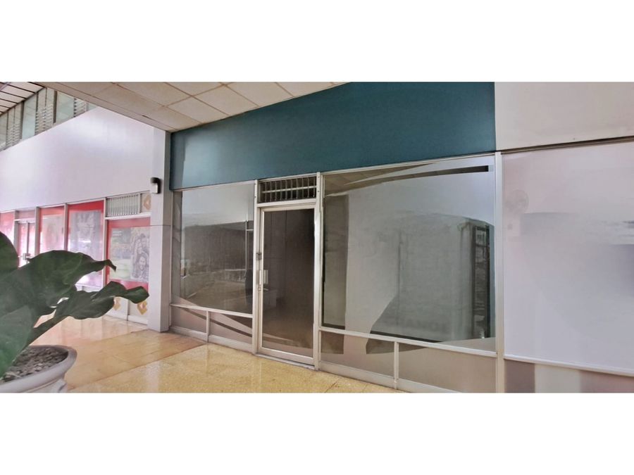 Comercial en Mata Redonda