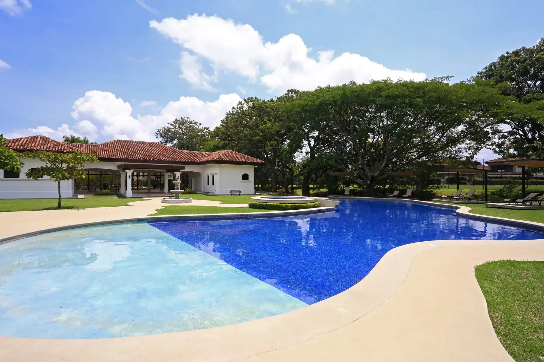 Casa en Condominio Hacienda del Sol