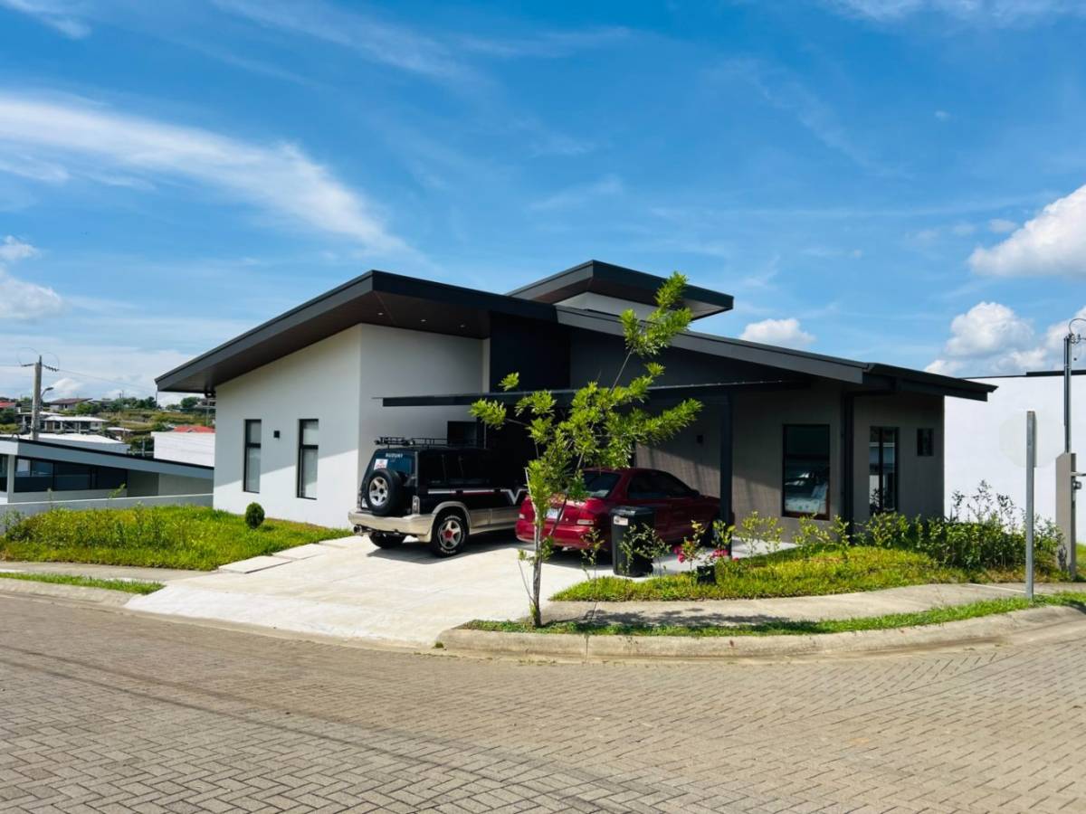 House at Condominio Montezuma