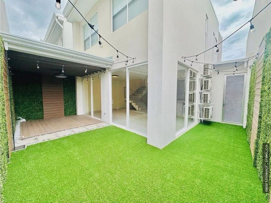 House at Condominio Río Oro