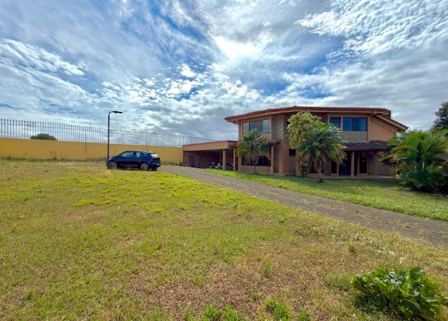 Casa en San Joaquín