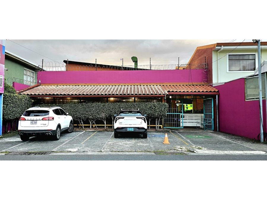 Edificio en San Vicente