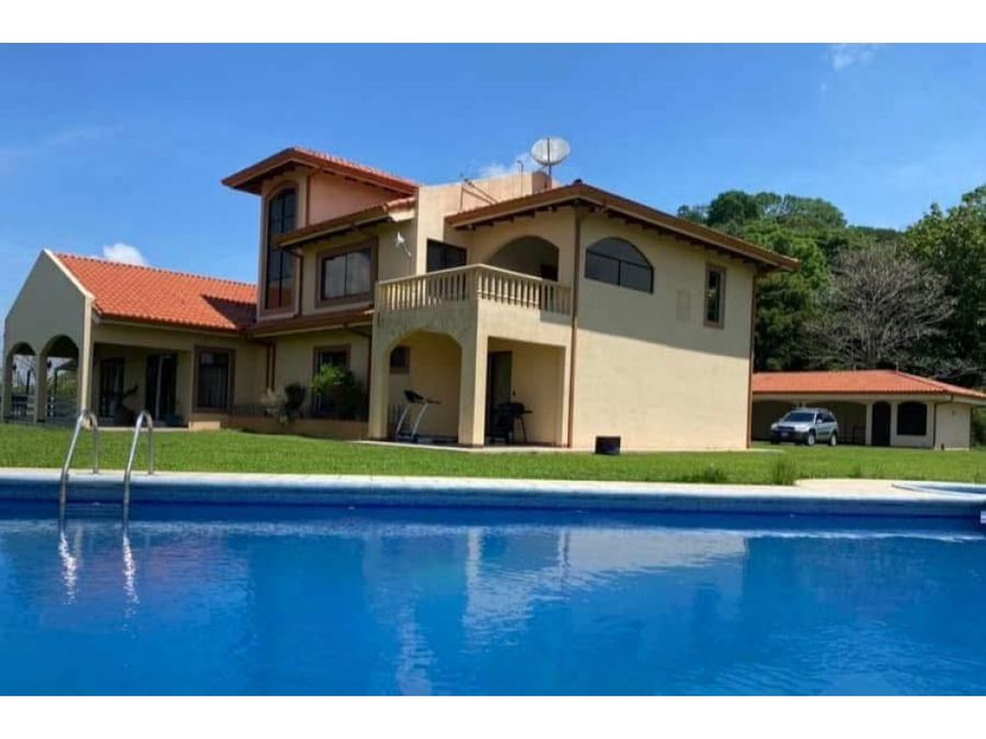 Finca en Atenas
