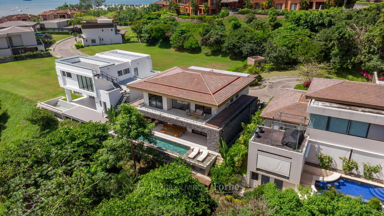 Property at Jacó