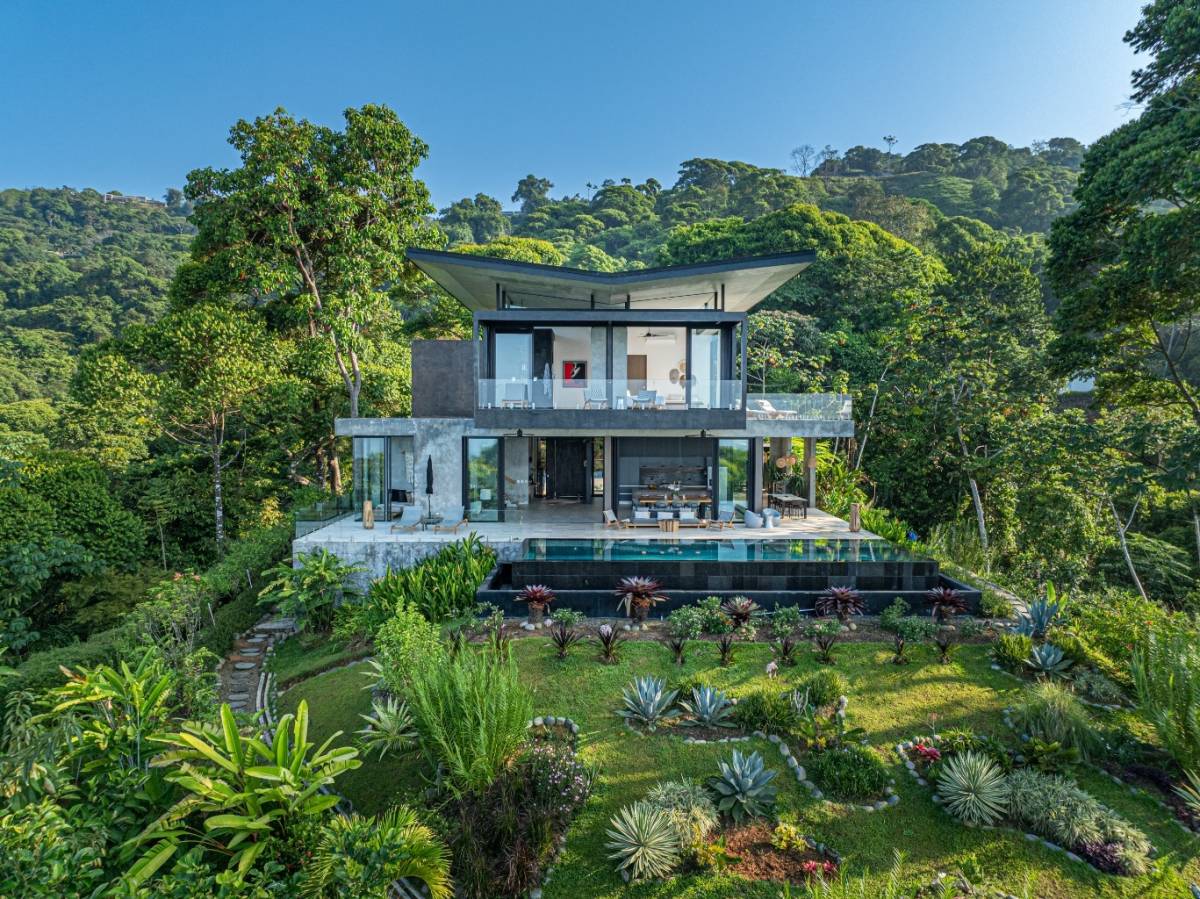House at Escaleras