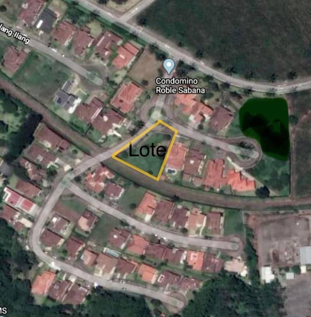 Propiedad en Condominio Roble Sabana