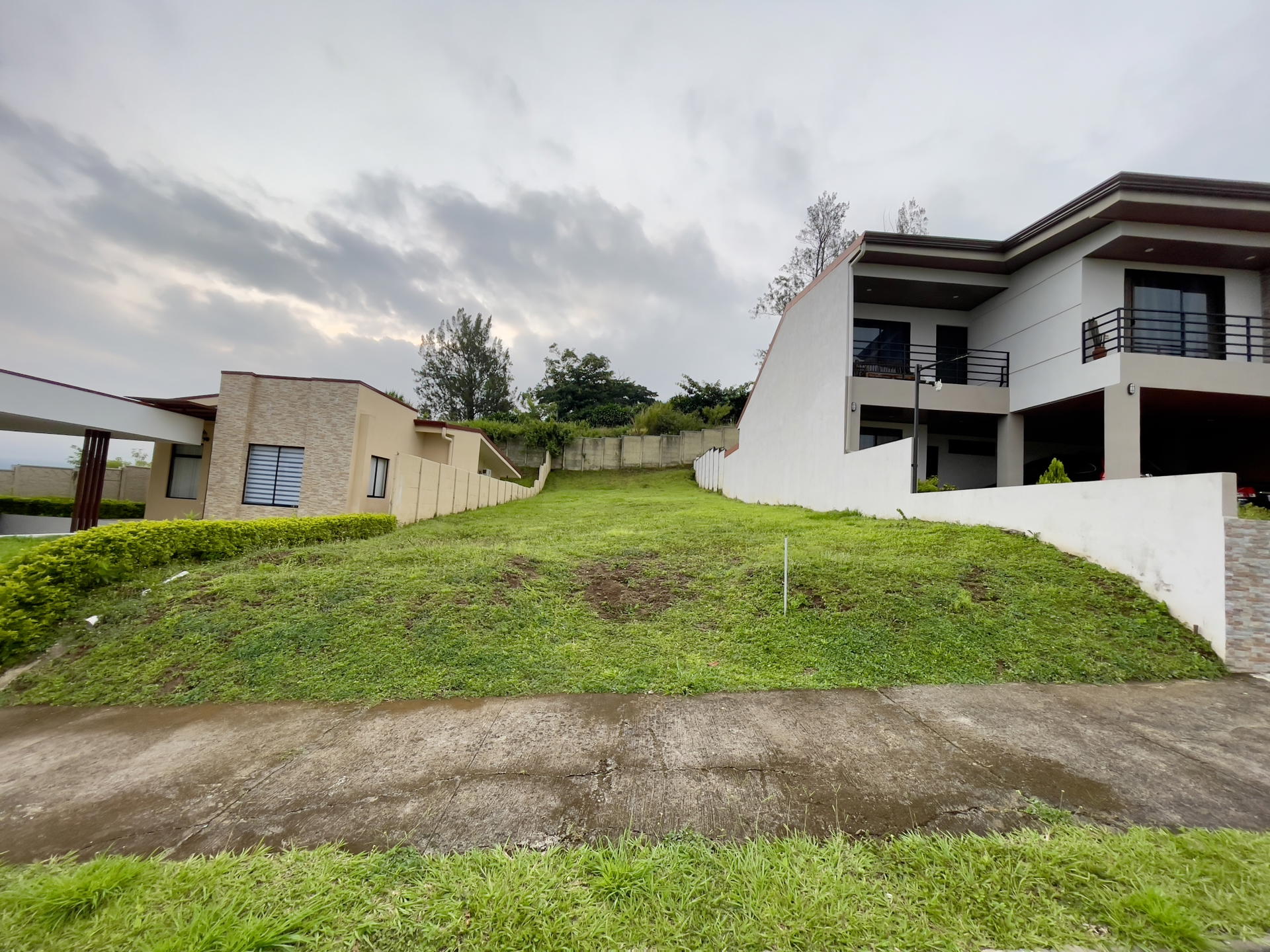 Land at Bolívar