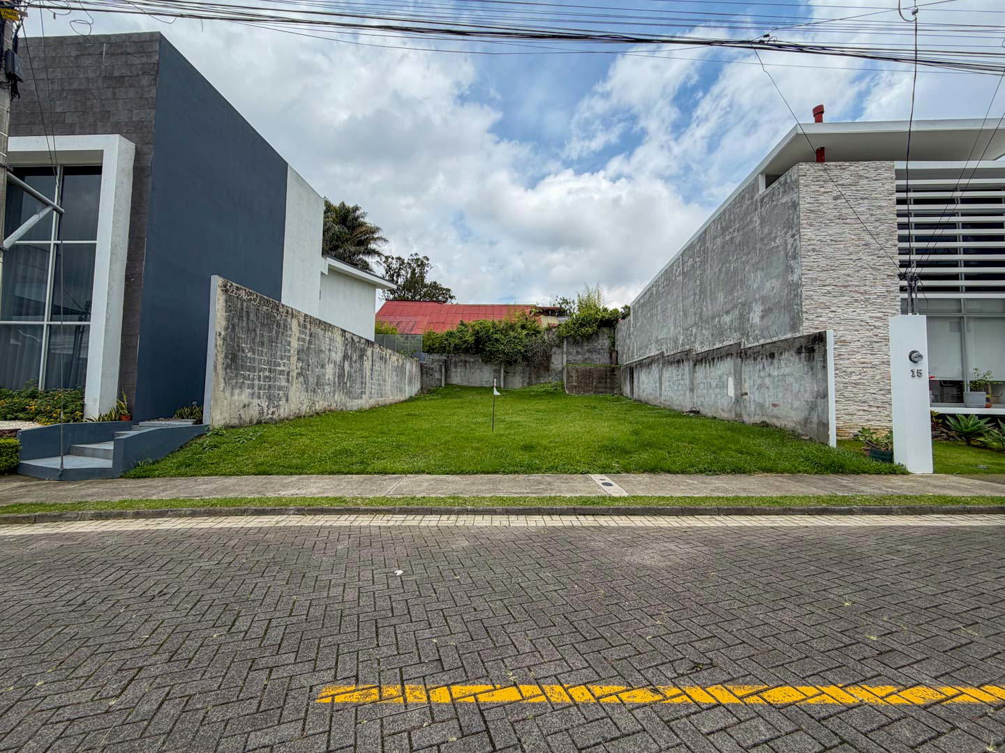 Land at Condominio Rialto