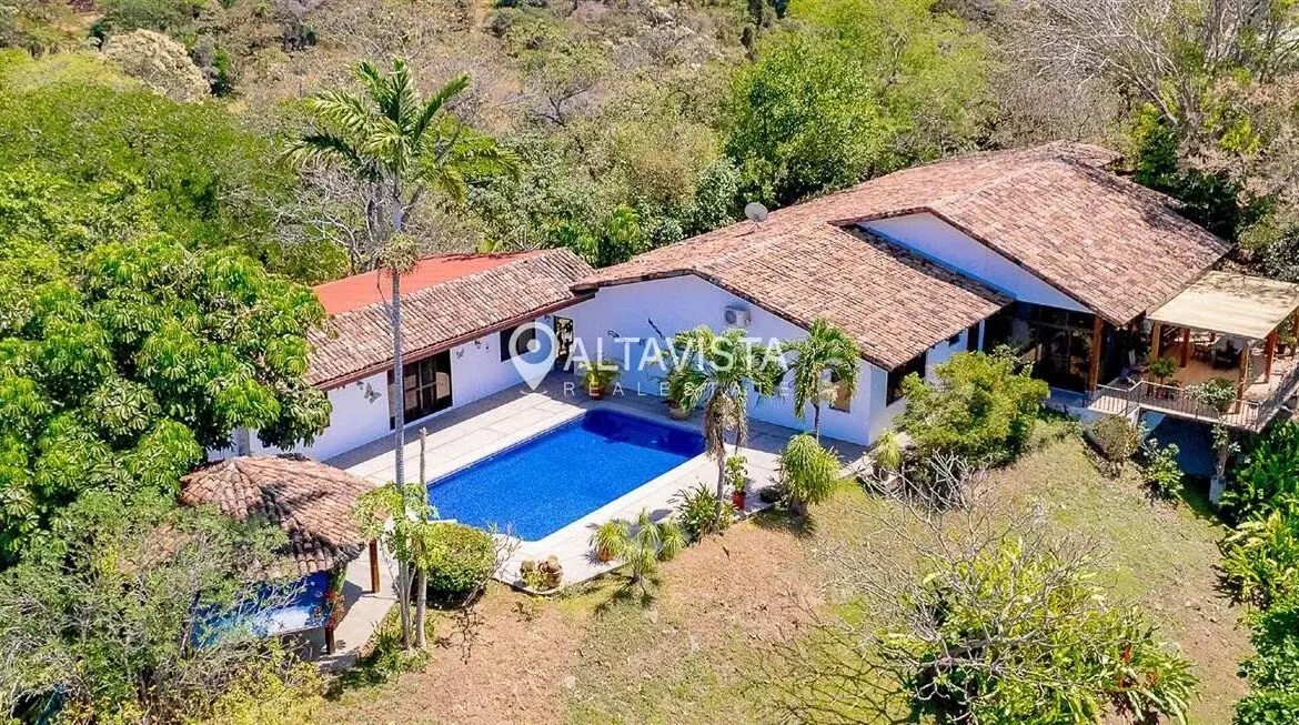 Casa en Orotina
