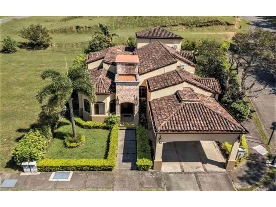 Propiedad en Condominio Bosque Escondido