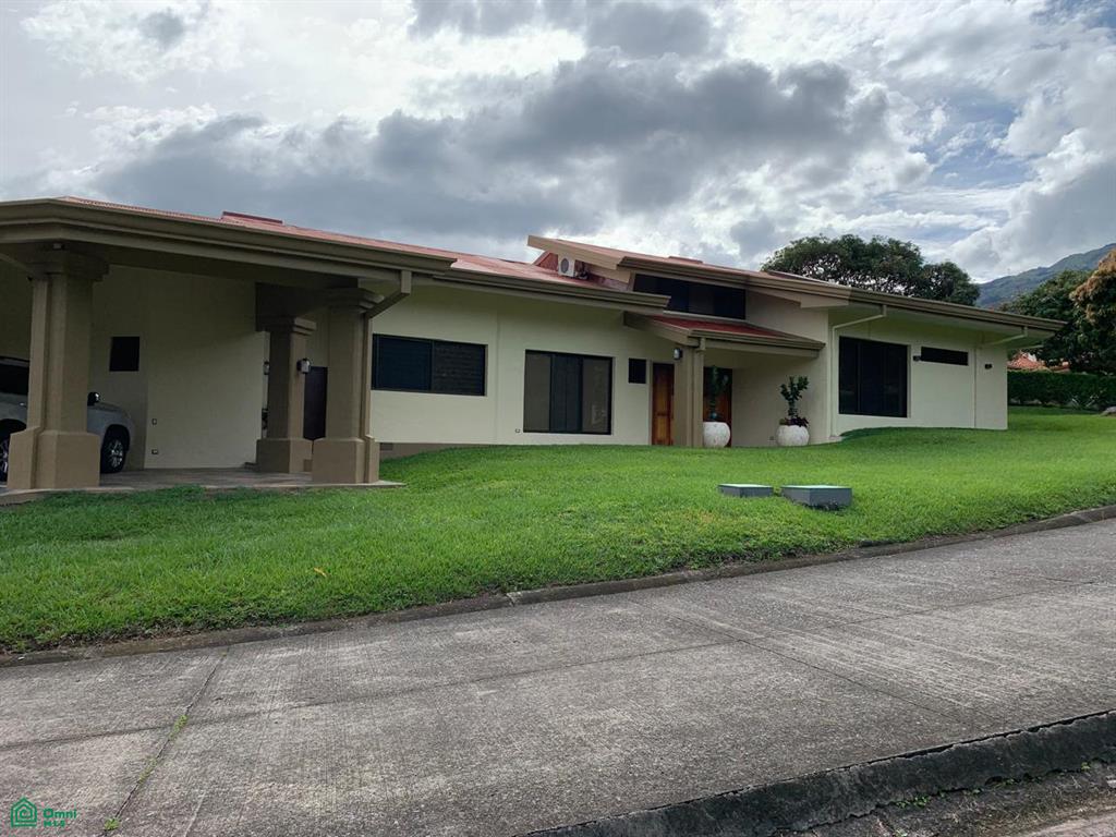 Casa en Condominio Río Oro