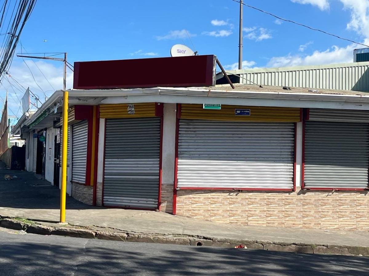 Local en Hatillo Centro