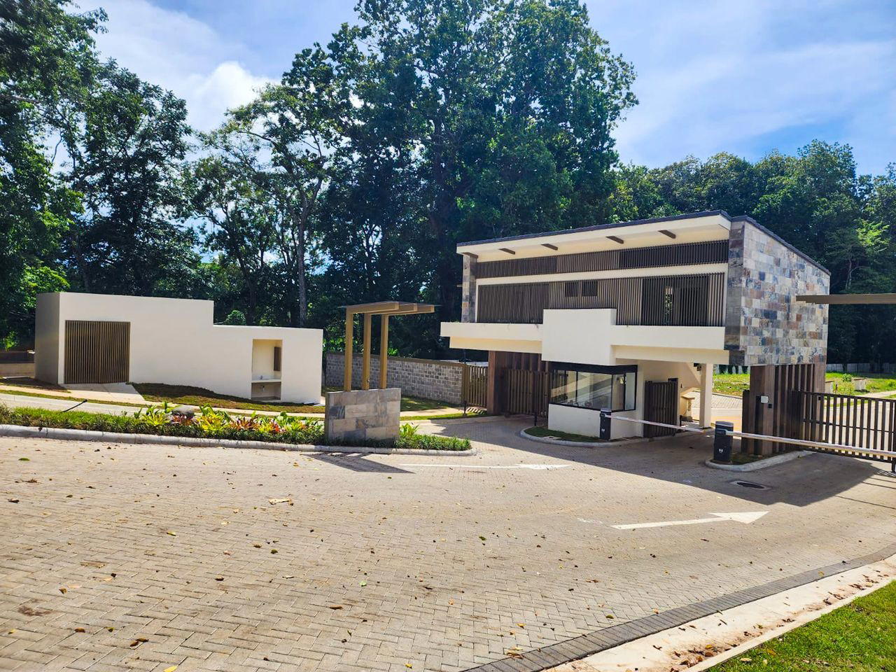 Property at Condominio Casa Praia