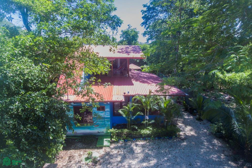 House at Sardinal