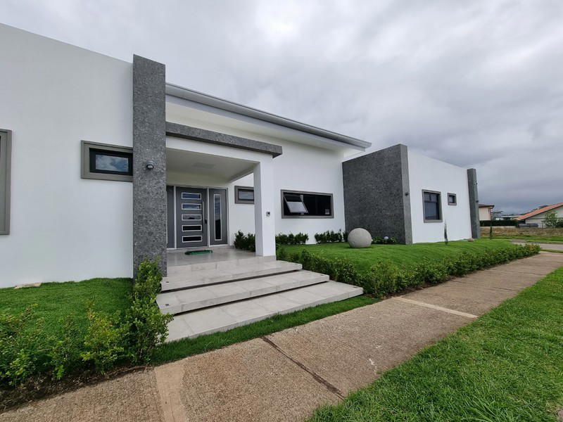 Propiedad en Heredia