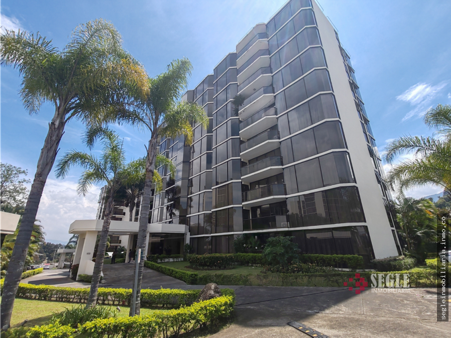 Apartamento en Condominio Altos de Marbella