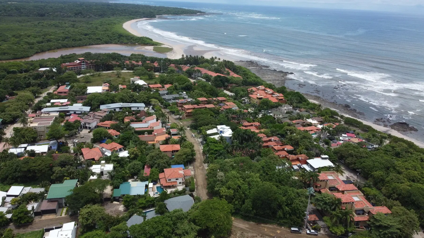 Land at Tamarindo