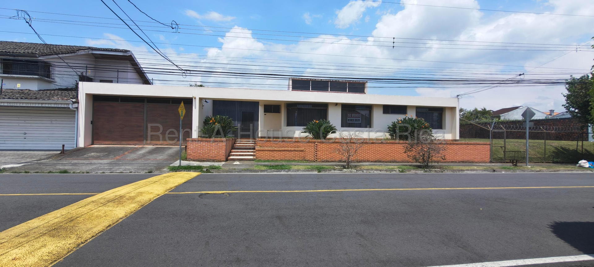 House at Curridabat