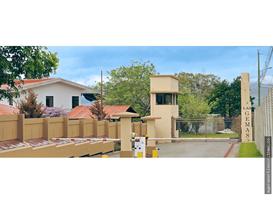 Land at Santo Domingo