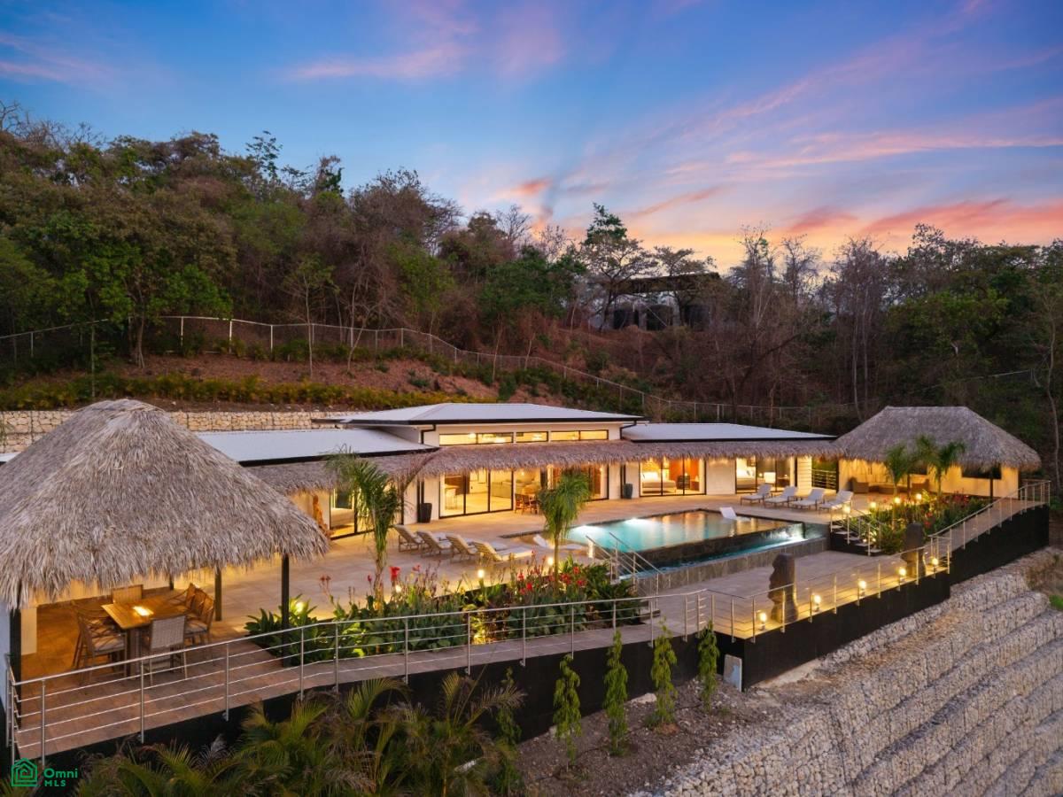 House at Tamarindo