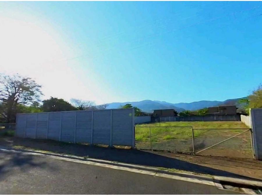 Land at Santa Ana