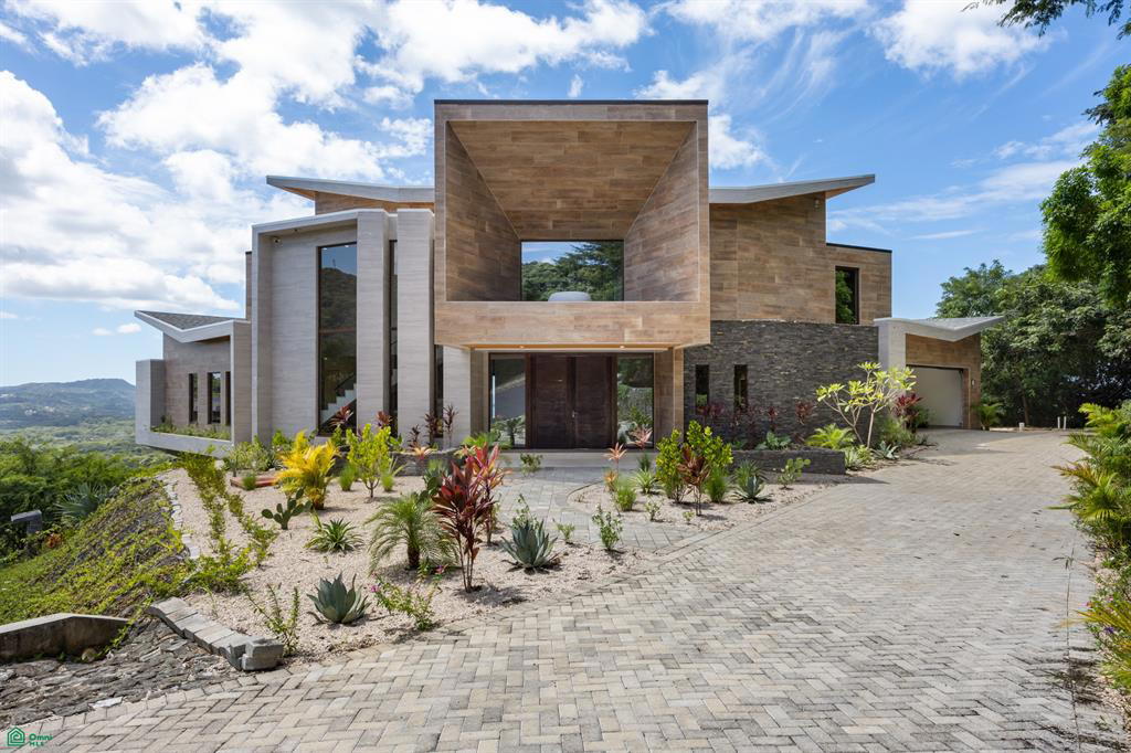 House at Santa Cruz