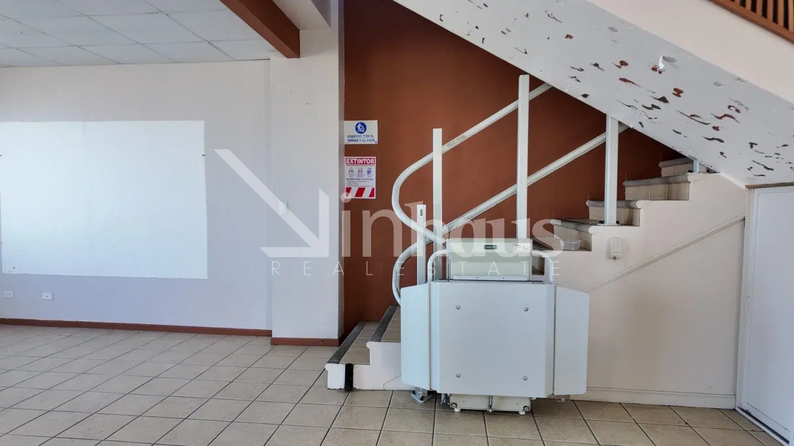 Commercial at San Rafael