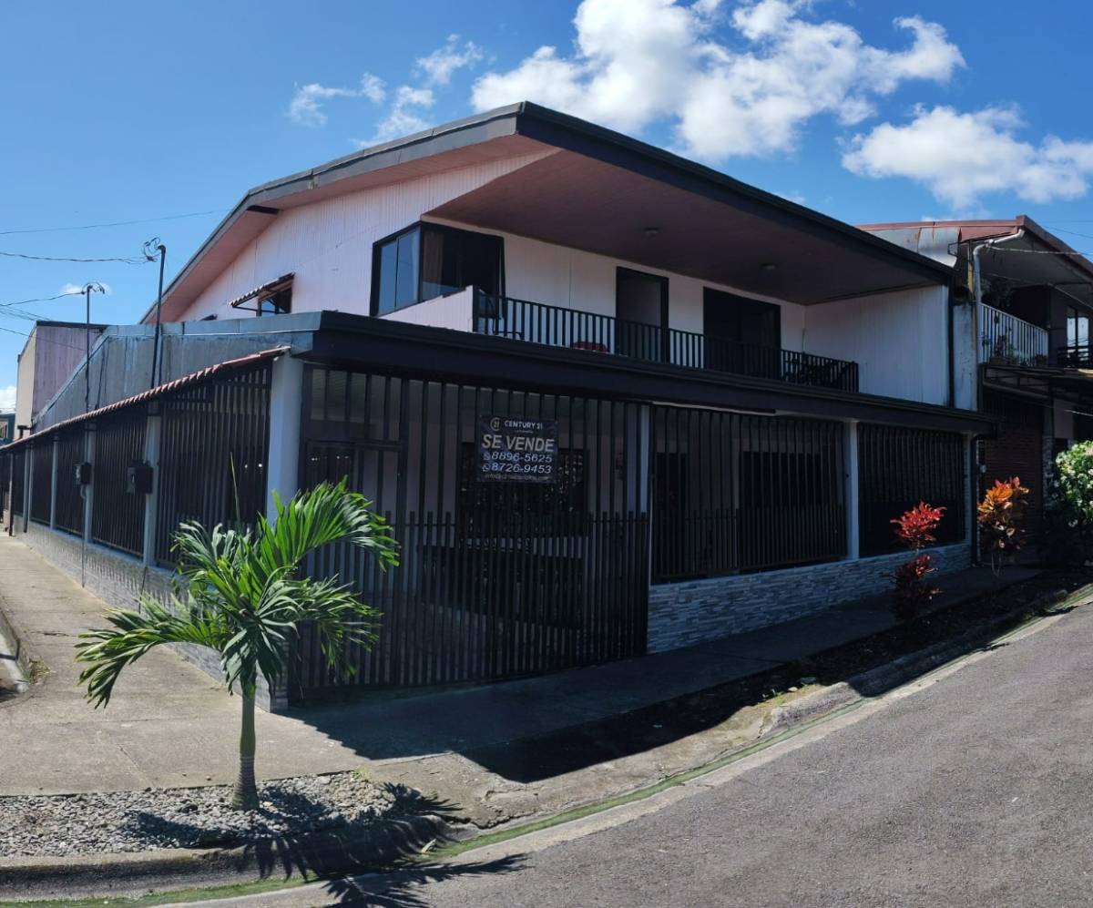 House at Turrialba