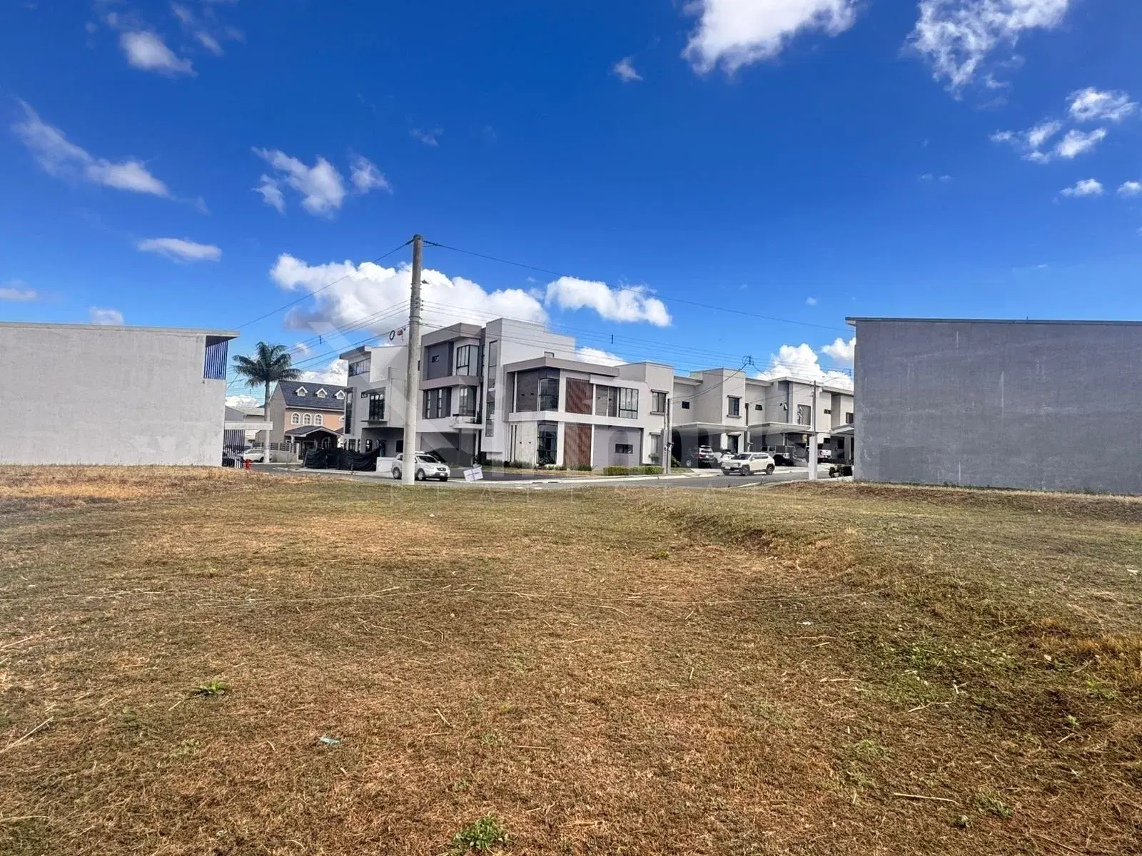Propiedad en Condominio Distrito San Juan