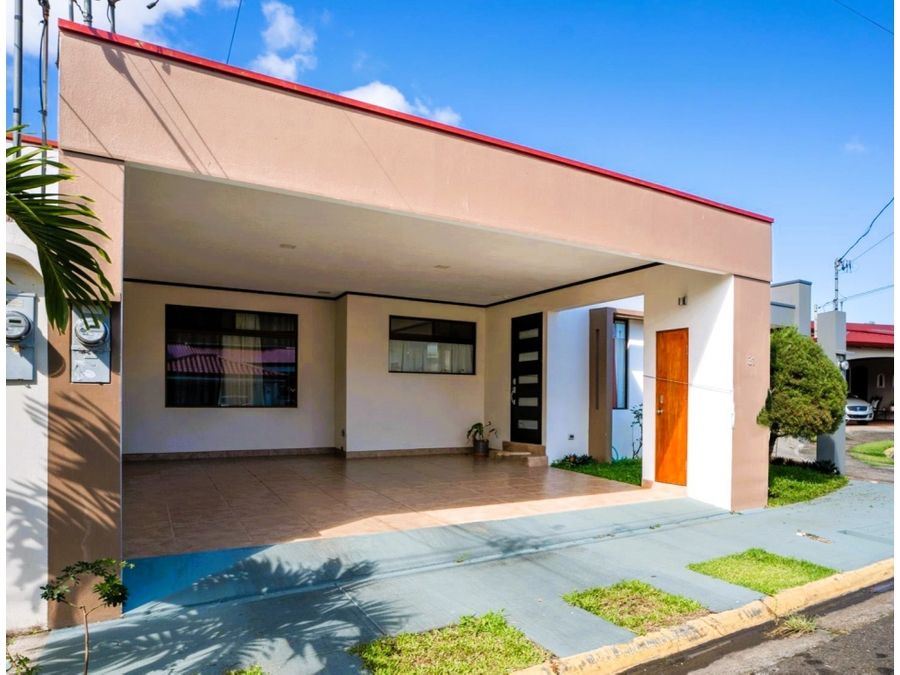 Casa en Piedades Norte