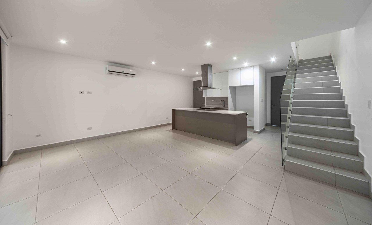 Propiedad en Condominio Lindora 43