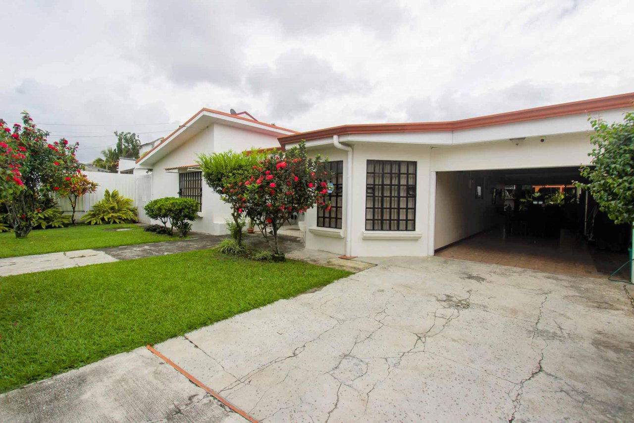 Property at Escazú