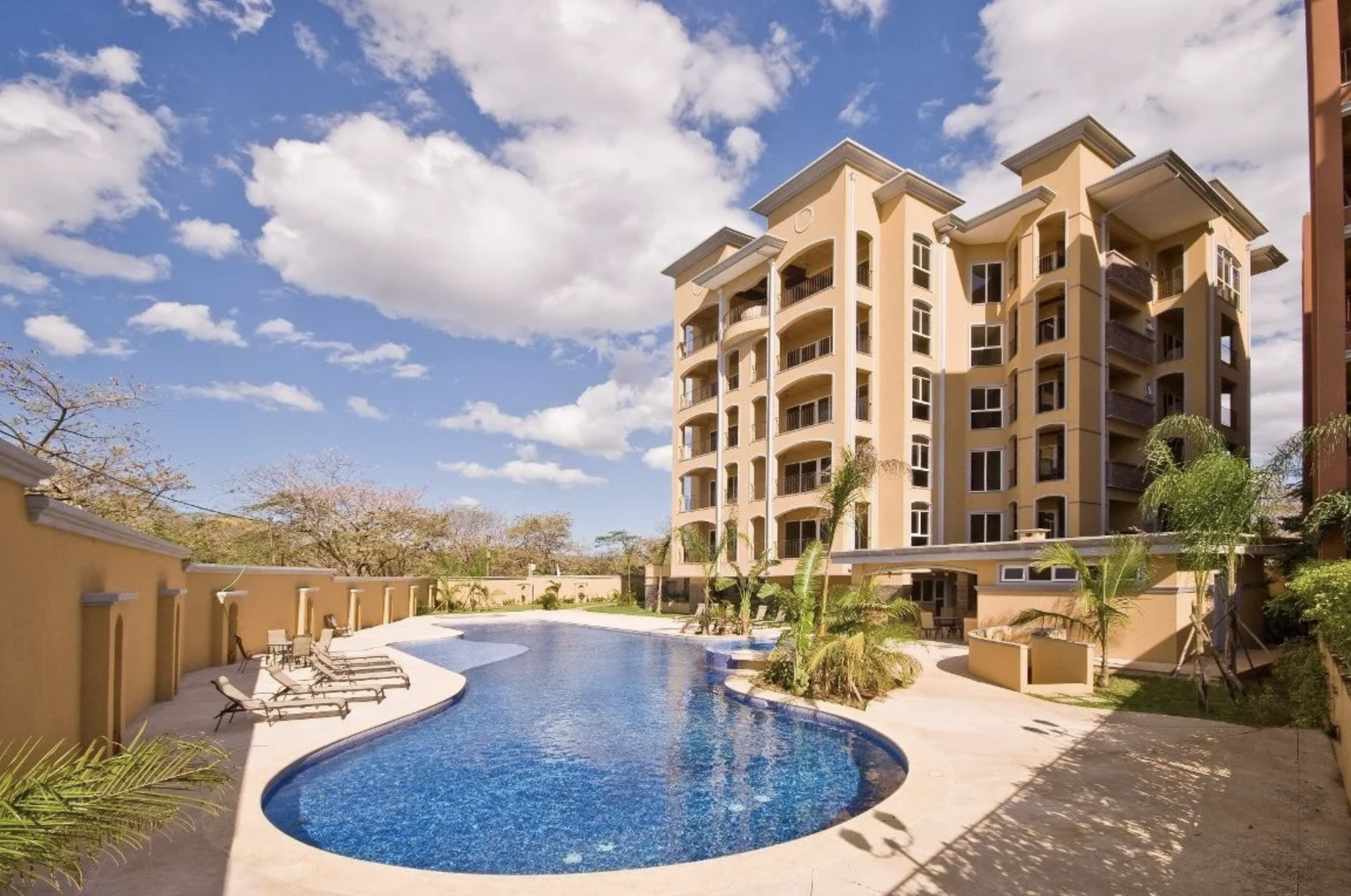 Condo highlights background