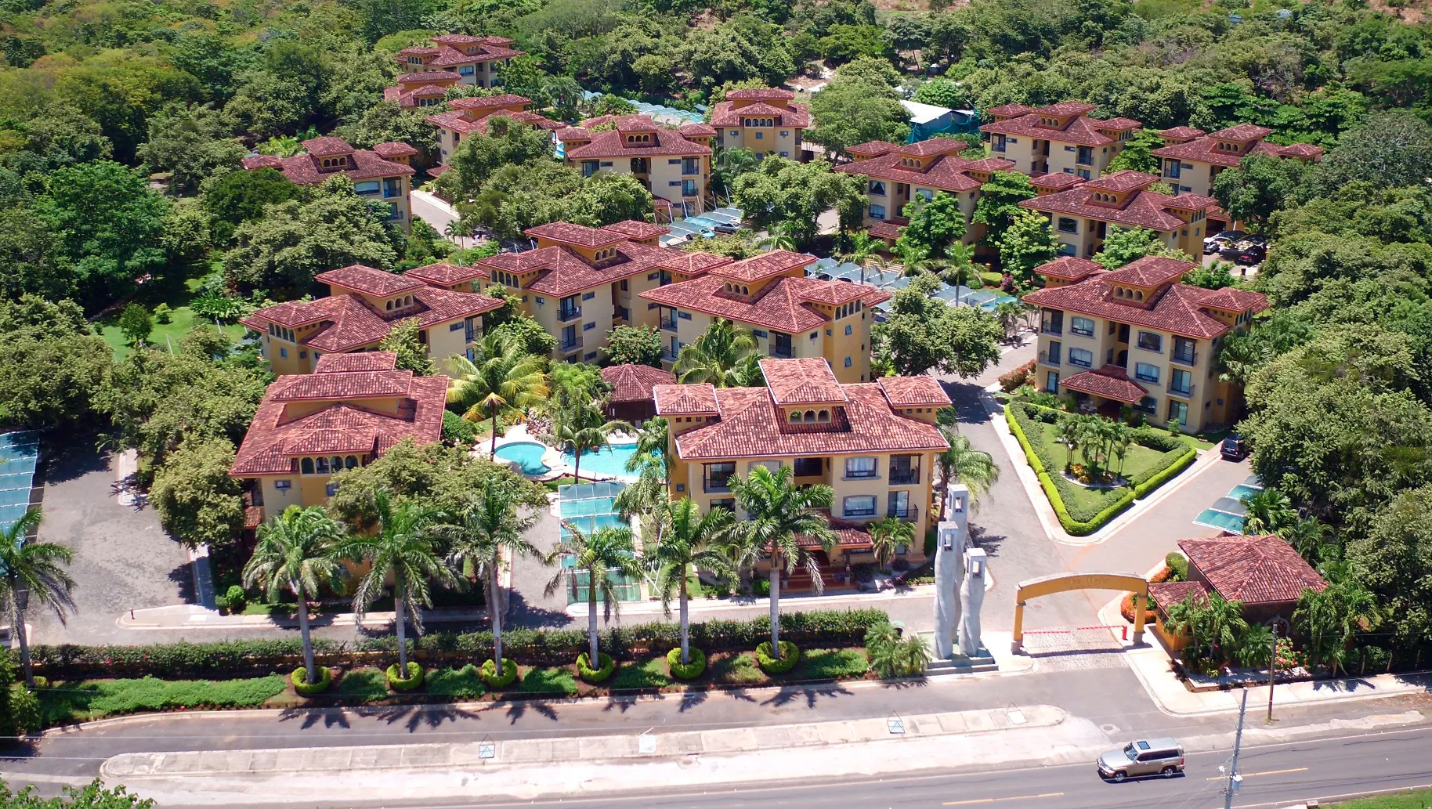 Condo highlights background
