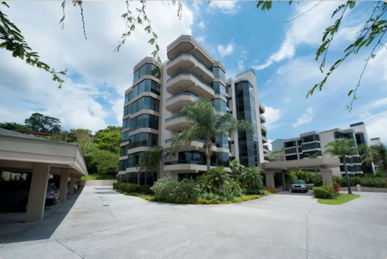 Condo highlights background