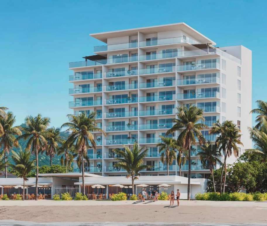 Condo highlights background