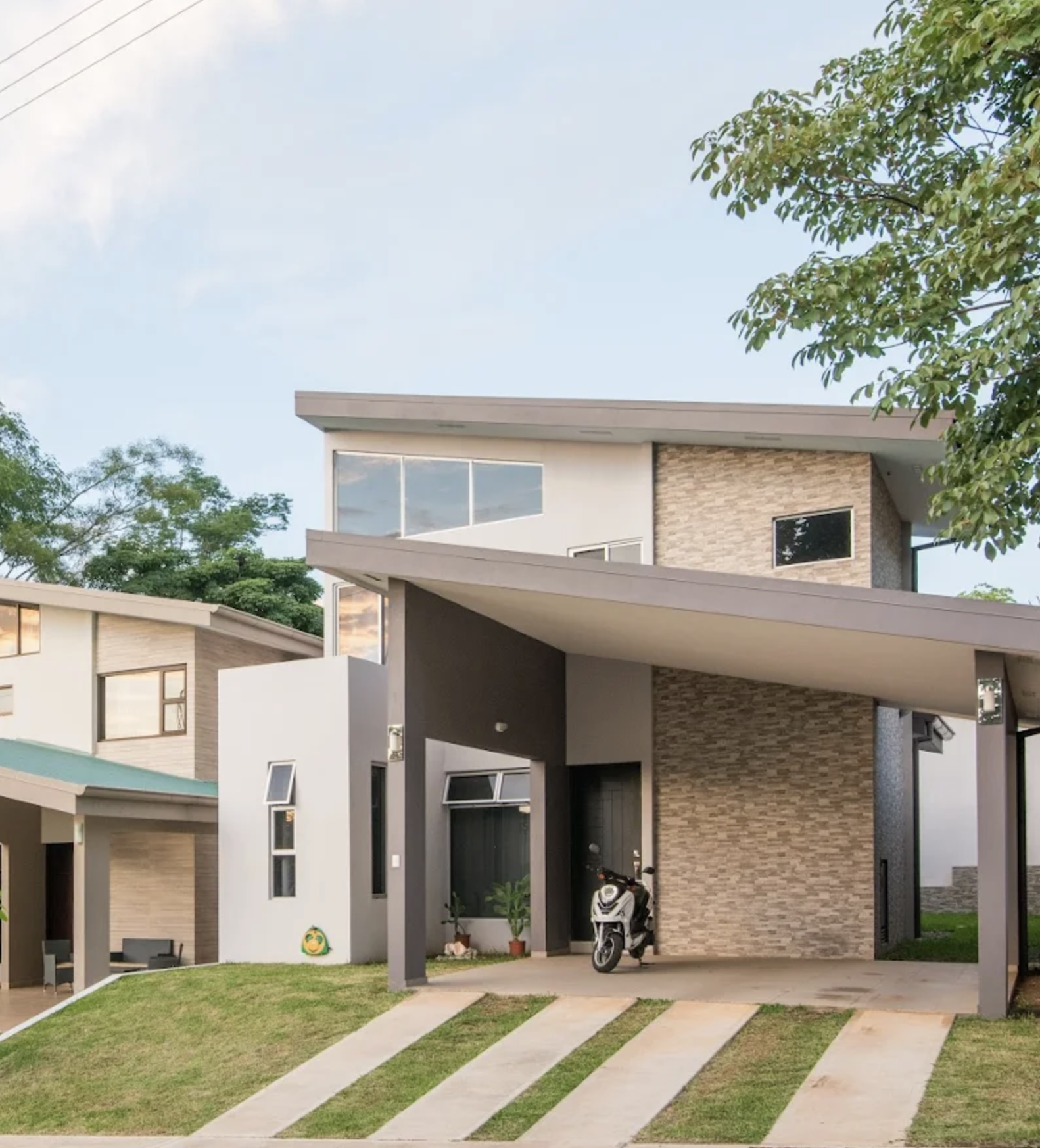 Condo highlights background