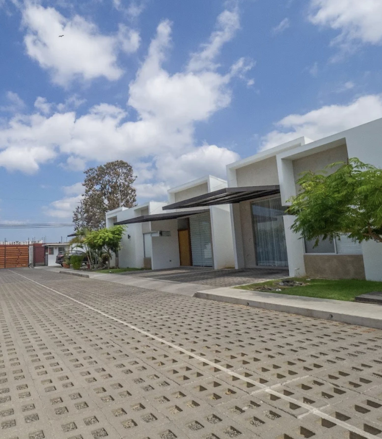 Condo highlights background